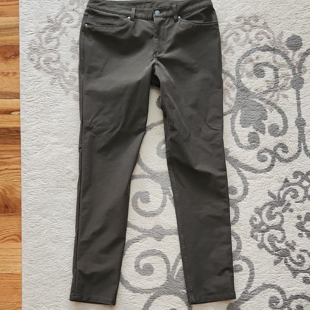 Lululemon ABC MENS PANTS Dark Olive Waist 33 Length 34